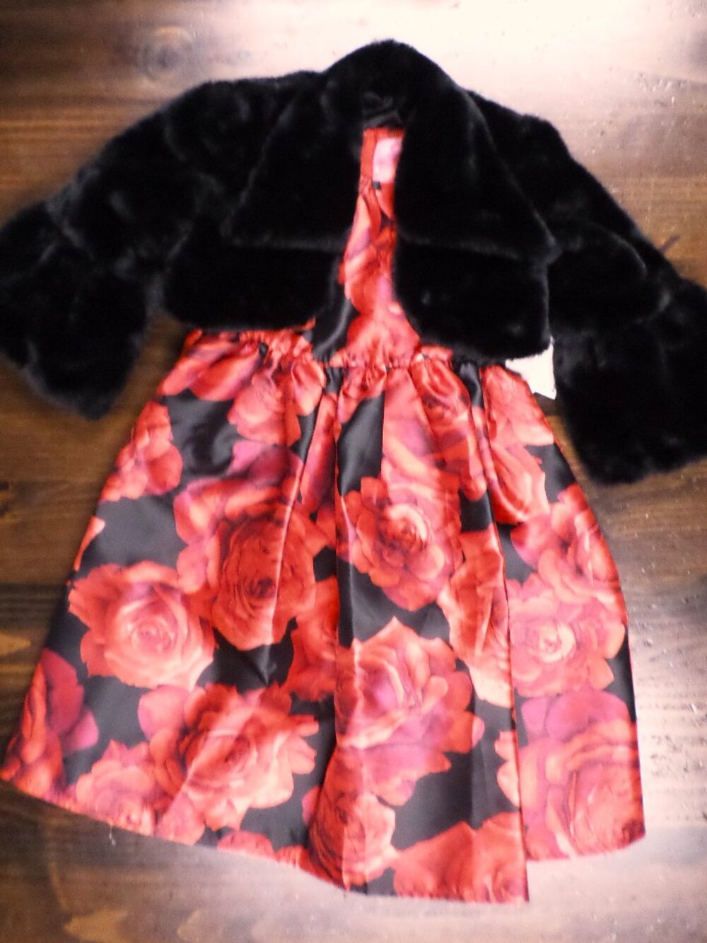 Girls 2pc Dress and Bolero-size 4-Roses Print on Black-Black Faux Fur Jacket-New